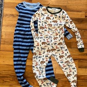 Bundle of 2 Long Sleeved Pajamas Sets